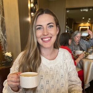 Meet your Posher, Dinah